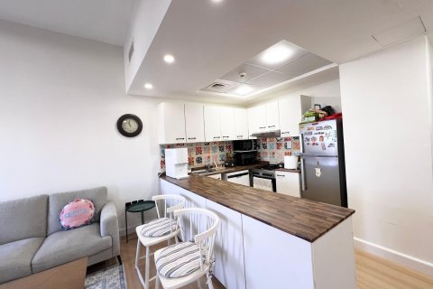 Golf City, Dubai, UAE의 판매용 아파트 침실 2개, 104제곱미터 번호 696195 - 사진 6