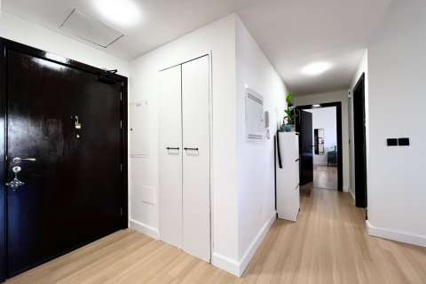 Golf City, Dubai, UAE의 판매용 아파트 침실 2개, 104제곱미터 번호 696195 - 사진 8