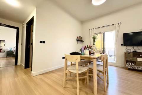 Golf City, Dubai, UAE의 판매용 아파트 침실 2개, 104제곱미터 번호 696195 - 사진 3