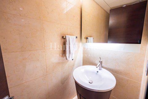 Appartement te huur in Burj Khalifa, Dubai, VAE 1 slaapkamer, 101.82168800 vr.m., nr 651633 - foto 19