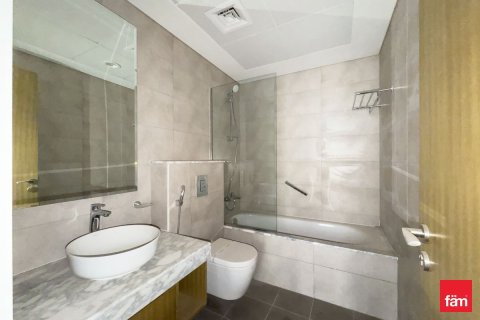 Apartament në Business Bay, Dubai, Emiratet e Bashkuara Arabe 2 dhoma gjumi, 75.5 m2. № 708214 - Foto 10