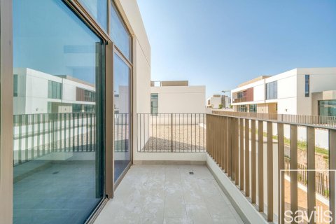 Vilë në Al Furjan, Dubai, Emiratet e Bashkuara Arabe 4 dhoma gjumi, 619 m2. № 681142 - Foto 3