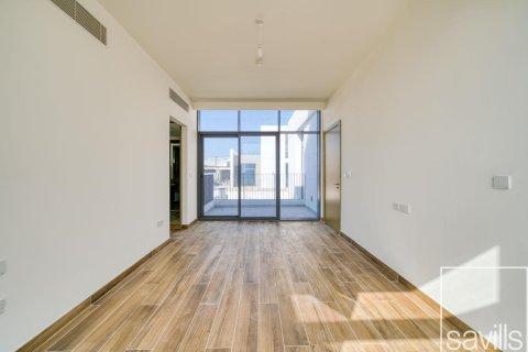 Vilë në Al Furjan, Dubai, Emiratet e Bashkuara Arabe 4 dhoma gjumi, 619 m2. № 681142 - Foto 24