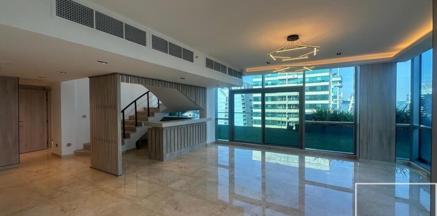 Byt v Jumeirah Lake Towers, Dubai, SAE 4 ložnice, 349 m² Č.: 681143