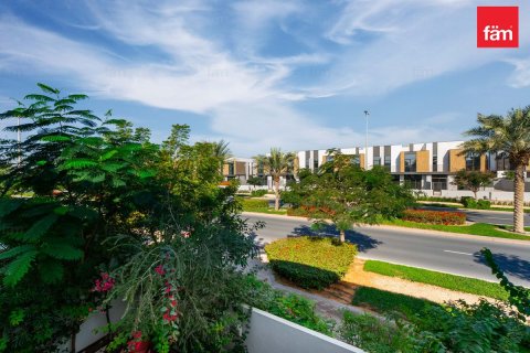 Rijtjeshuis te huur in Dubai, VAE 3 slaapkamers, 187.3 vr.m., nr 679874 - foto 25