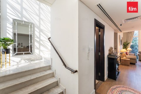 Rijtjeshuis te huur in Dubai, VAE 3 slaapkamers, 187.3 vr.m., nr 679874 - foto 8