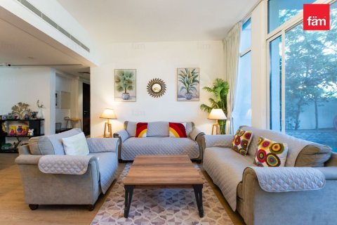 Rijtjeshuis te huur in Dubai, VAE 3 slaapkamers, 187.3 vr.m., nr 679874 - foto 5