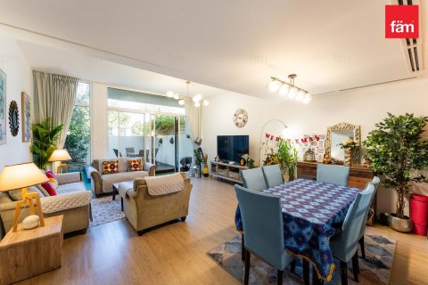 Rijtjeshuis te huur in Dubai, VAE 3 slaapkamers, 187.3 vr.m., nr 679874 - foto 7