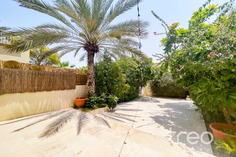 Vila v The Springs, Dubai, SAE 2 spálne, 153.01 m2 č. 741165 - Fotografia 12