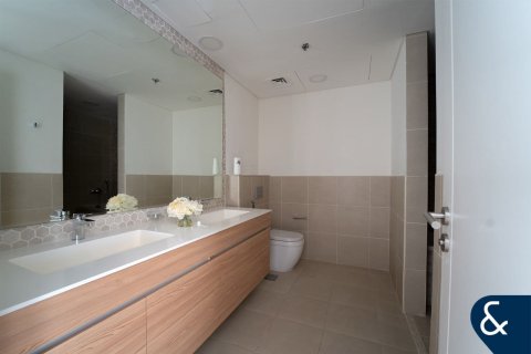 Apartament de vânzare în Jumeirah Golf Estates, Dubai, EAU 2 dormitoare, 127 mp.  №684927 - poză 10