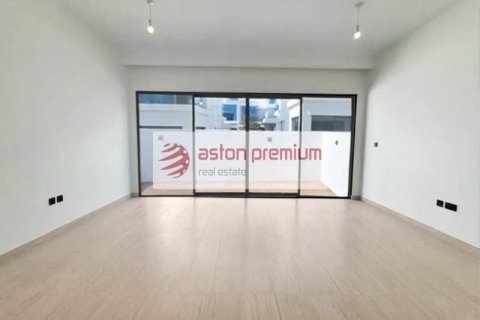 Üürile anda ridamaja asukohaga Damac Lagoons, Dubai, AÜE: 5 magamistoaga, 210 m² Nr 697265 - pilt 2