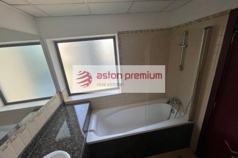 Jumeirah Beach Residence, Dubai, संयुक्त अरब अमीरात में अपार्टमेंट, 2 बेडरूम, 107 वर्ग मीटर, संख्या 697261 - फ़ोटो 12