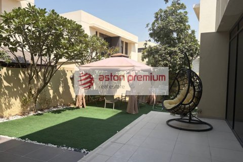 Üürile anda villa asukohaga DAMAC Hills (Akoya by DAMAC), Dubai, AÜE: 4 magamistoaga, 342 m² Nr 697264 - pilt 3