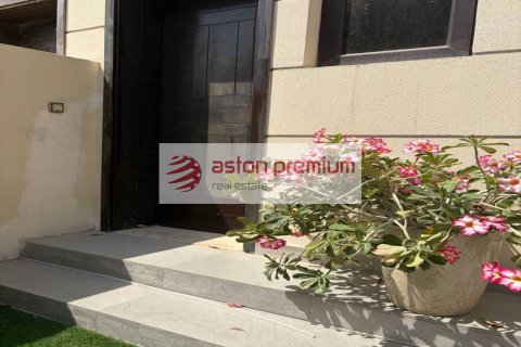 Üürile anda villa asukohaga DAMAC Hills (Akoya by DAMAC), Dubai, AÜE: 4 magamistoaga, 342 m² Nr 697264 - pilt 27