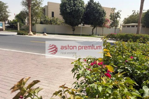 Üürile anda villa asukohaga DAMAC Hills (Akoya by DAMAC), Dubai, AÜE: 4 magamistoaga, 342 m² Nr 697264 - pilt 24
