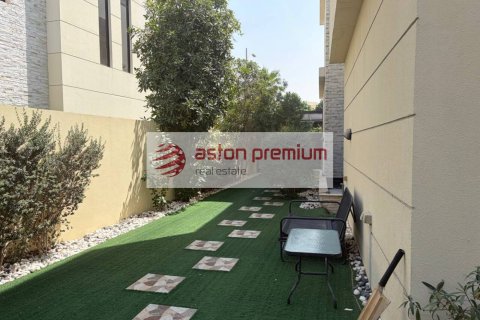 Üürile anda villa asukohaga DAMAC Hills (Akoya by DAMAC), Dubai, AÜE: 4 magamistoaga, 342 m² Nr 697264 - pilt 22