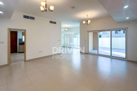 Villa in vendita a Dubai Land, Dubai, EAU 4 camere da letto, 400.04 mq. № 762264 - foto 2