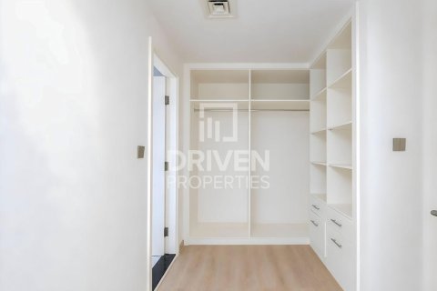 Lägenhet till försäljning i Downtown Dubai (Downtown Burj Dubai), Dubai, UAE 2 sovrum, 125.42 kvm Nr. 762266 - fotografi 18