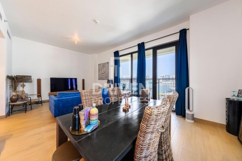 Apartment in Jumeirah, Dubai, UAE 2 bedrooms, 143 sq.m. № 654854 - photo 1