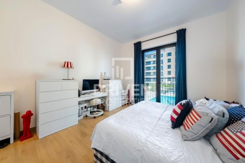 Apartment in Jumeirah, Dubai, UAE 2 bedrooms, 143 sq.m. № 654854 - photo 8