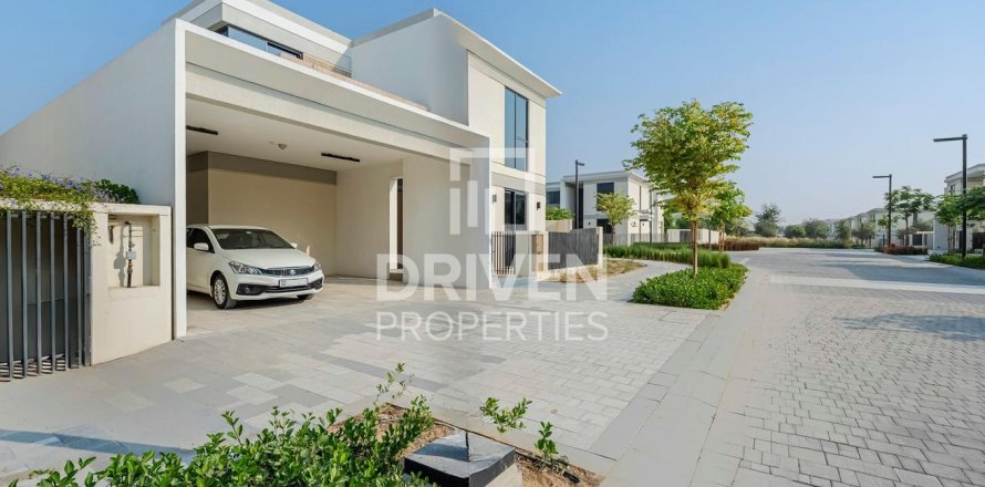 Вилла Tilal Al Ghaf, Дубай, БАӘ-да 5 жатын бөлмелер, 415 м² № 654843