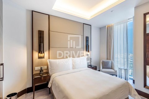 Apartment in Downtown Dubai (Downtown Burj Dubai), Dubai, UAE 3 bedrooms, 188 sq.m. № 684094 - photo 4