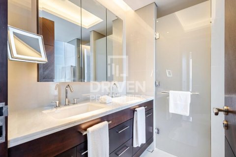 Apartment in Downtown Dubai (Downtown Burj Dubai), Dubai, UAE 3 bedrooms, 188 sq.m. № 684094 - photo 13