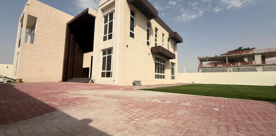 Villa in Jebel Ali, Dubai, UAE 6 bedrooms, 1050 sq.m. № 705632