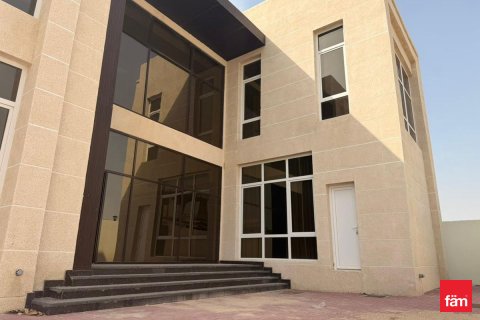 Villa in Jebel Ali, Dubai, UAE 6 bedrooms, 1050 sq.m. № 705632 - photo 17