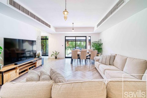 The Springs, Dubai, UAE의 임대용 빌라 침실 3개, 232제곱미터 번호 635247 - 사진 3