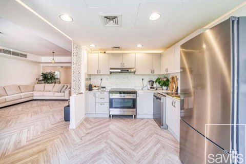 The Springs, Dubai, UAE의 임대용 빌라 침실 3개, 232제곱미터 번호 635247 - 사진 8