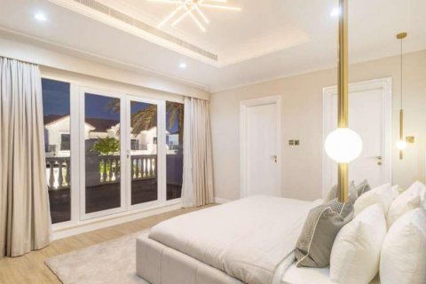 Vila v Palm Jumeirah, Dubai, SAE 5 spální, 622 m2 č. 635251 - Fotografia 13