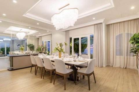 Vila v Palm Jumeirah, Dubai, SAE 5 spální, 622 m2 č. 635251 - Fotografia 3