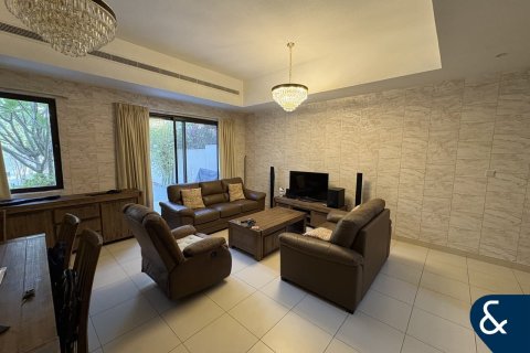 Villa itt: Reem, Dubai, EAE, 3 hálószoba, 209 m², azonosító: 667940 - fénykép 3