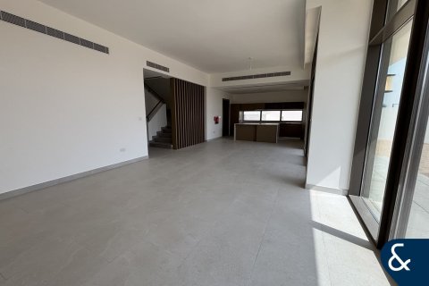 Villa en alquiler en Al Furjan, Dubai, EAU 5 dormitorios, 442 m2 № 667944 - foto 2
