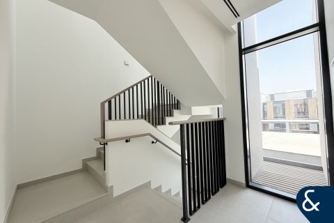 Villa en alquiler en Mudon, Dubai, EAU 4 dormitorios, 246 m2 № 667942 - foto 10