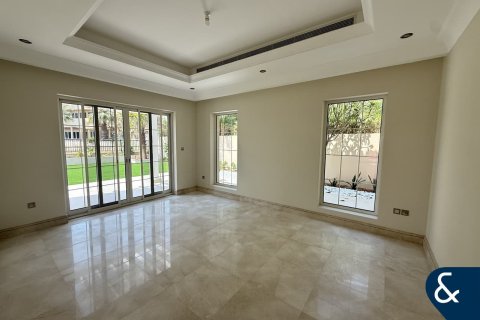 וילה להשכרה ב Arabian Ranches, Dubai, איחוד האמירויות 4 חדרי שינה, 790 מ"ר, מספר 667939 - תמונה 2