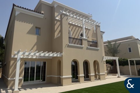 וילה להשכרה ב Arabian Ranches, Dubai, איחוד האמירויות 4 חדרי שינה, 790 מ"ר, מספר 667939 - תמונה 19