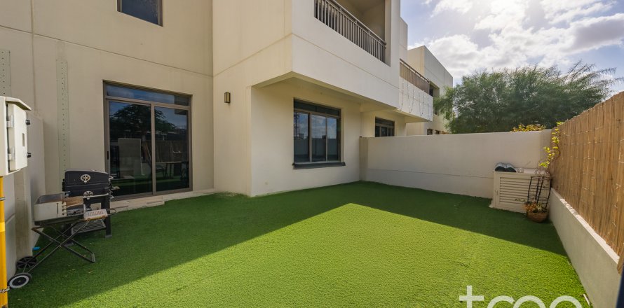 Rumah bandar di Town Square, Dubai, UAE 3 bilik tidur, 200.02 meter persegi № 733301