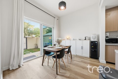 Rijtjeshuis te koop in Dubai, VAE 3 slaapkamers, 210.33 vr.m., nr 733304 - foto 7