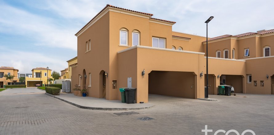 Rijtjeshuis in Dubai, VAE 3 slaapkamers, 210.33 vr.m. nr 733304