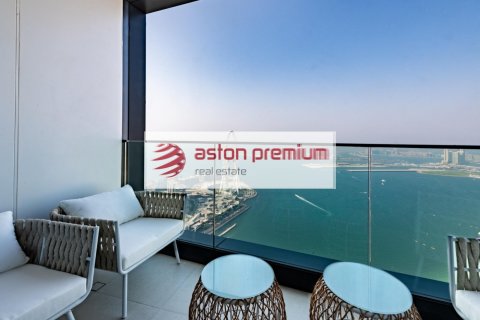 Apartament de închiriat în Jumeirah Beach Residence, Dubai, EAU 3 dormitoare, 180 mp.  №753874 - poză 17