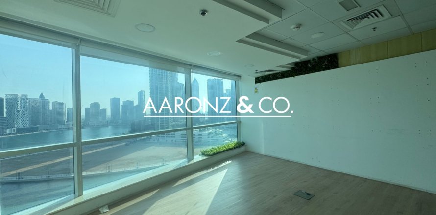 Kantoor in Business Bay, Dubai, VAE 165.2 vr.m. nr 641895