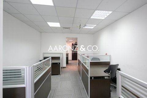 Büroraum zur Miete in Jumeirah Lake Towers, Dubai, VAE 99.4 m2 Nr. 641889 - Foto 3