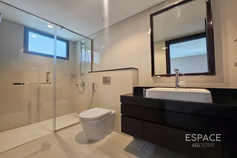 Városi lakóépület itt: DAMAC Hills (Akoya by DAMAC), Dubai, EAE, 6 hálószoba, 339 m², azonosító: 661121 - fénykép 9