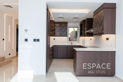 Villa sa Arabian Ranches, Dubai, UAE 2 silid-tulugan, 175 sq.m. № 661122 - larawan 5