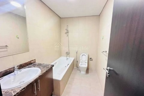 International City, Dubai, संयुक्त अरब अमीरात में टाउनहाउस, 3 बेडरूम, 157 वर्ग मीटर, संख्या 677464 - फ़ोटो 11