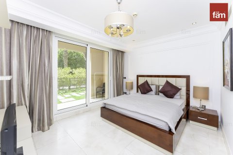 Apartment sa Palm Jumeirah, Dubai, UAE 2 silid-tulugan, 204.8 sq.m. № 638347 - larawan 2