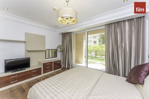 Apartment sa Palm Jumeirah, Dubai, UAE 2 silid-tulugan, 204.8 sq.m. № 638347 - larawan 1