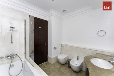 Apartment sa Palm Jumeirah, Dubai, UAE 2 silid-tulugan, 204.8 sq.m. № 638347 - larawan 17